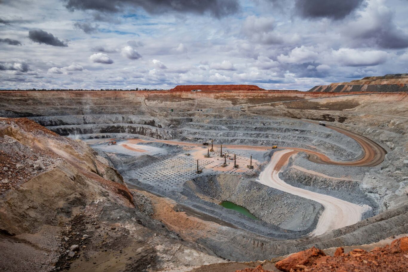 Boston Shaker open pit, Tropicana, Australia