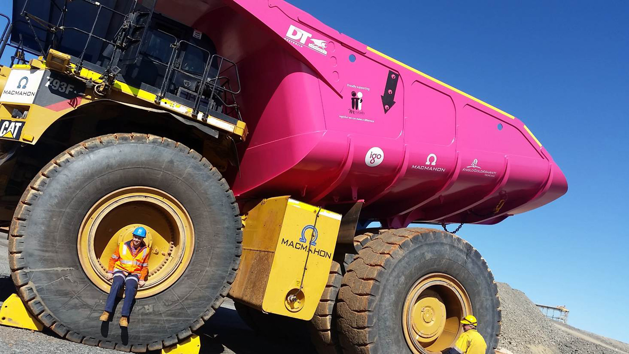 Pink Loader, Tropicana Mine, Australia