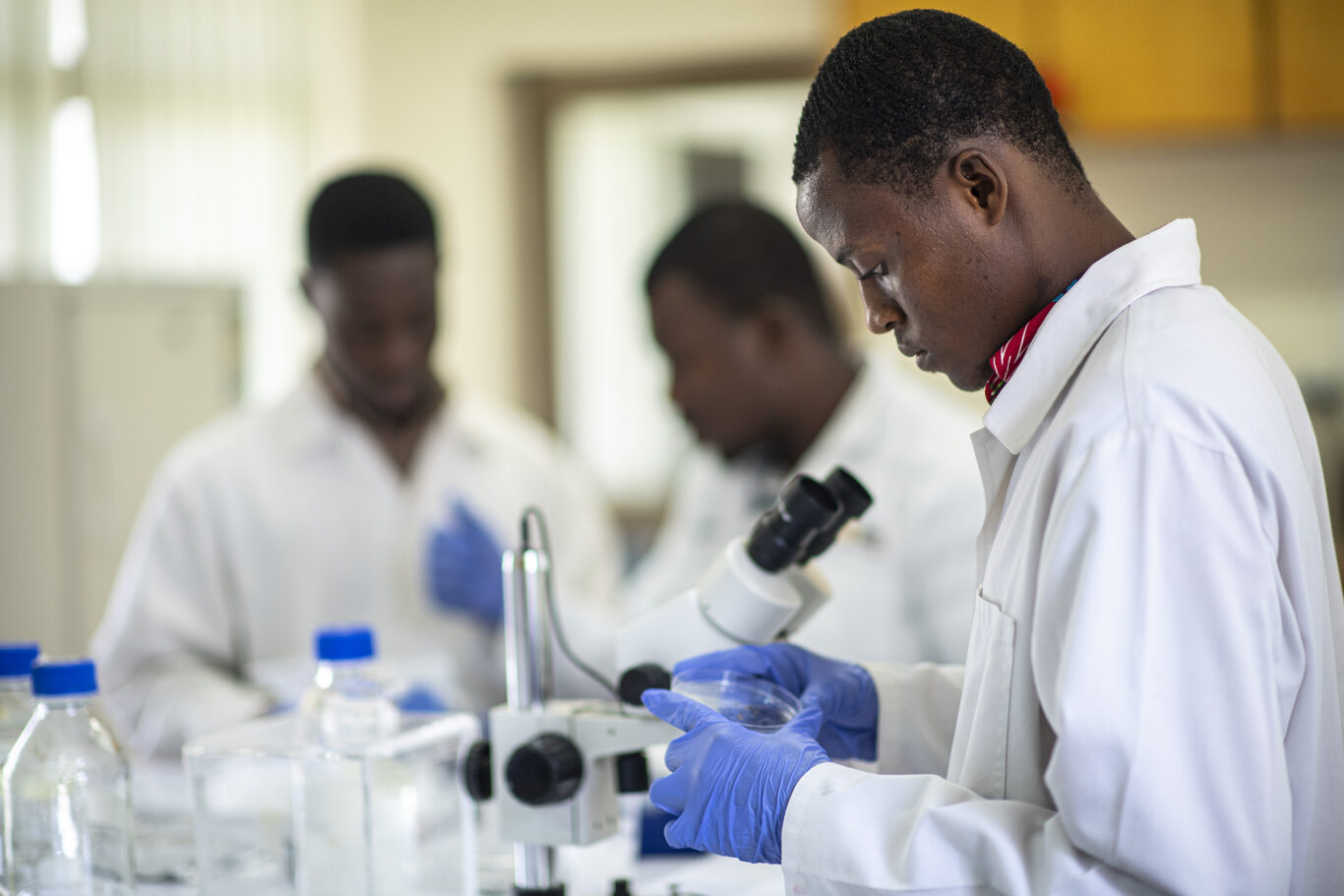 Laboratory staff at Obuasi Mine